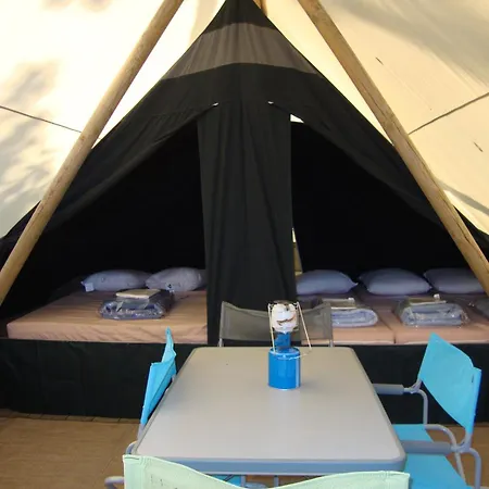 Campsite Huttopia Noirmoutier-en-l'Ile