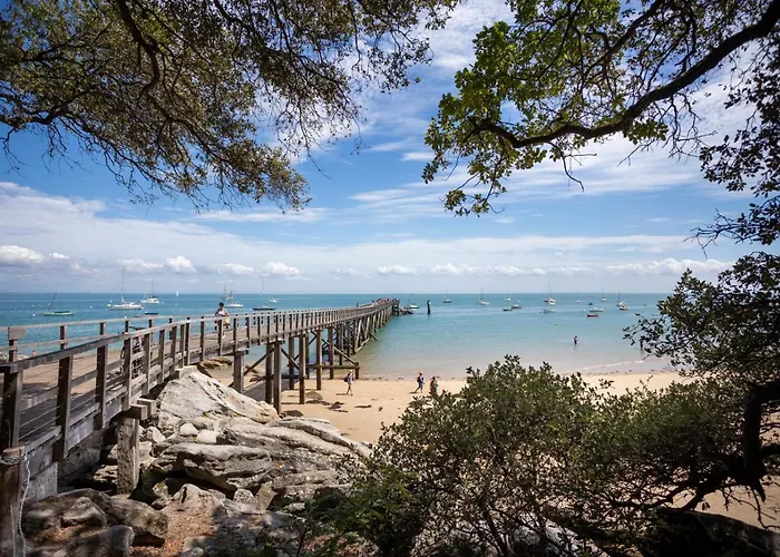 Huttopia 누아르무티에 앙 릴