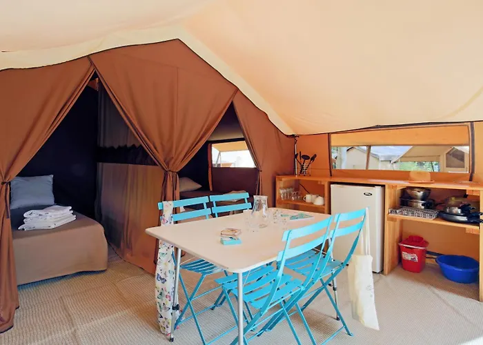 Huttopia 누아르무티에 앙 릴